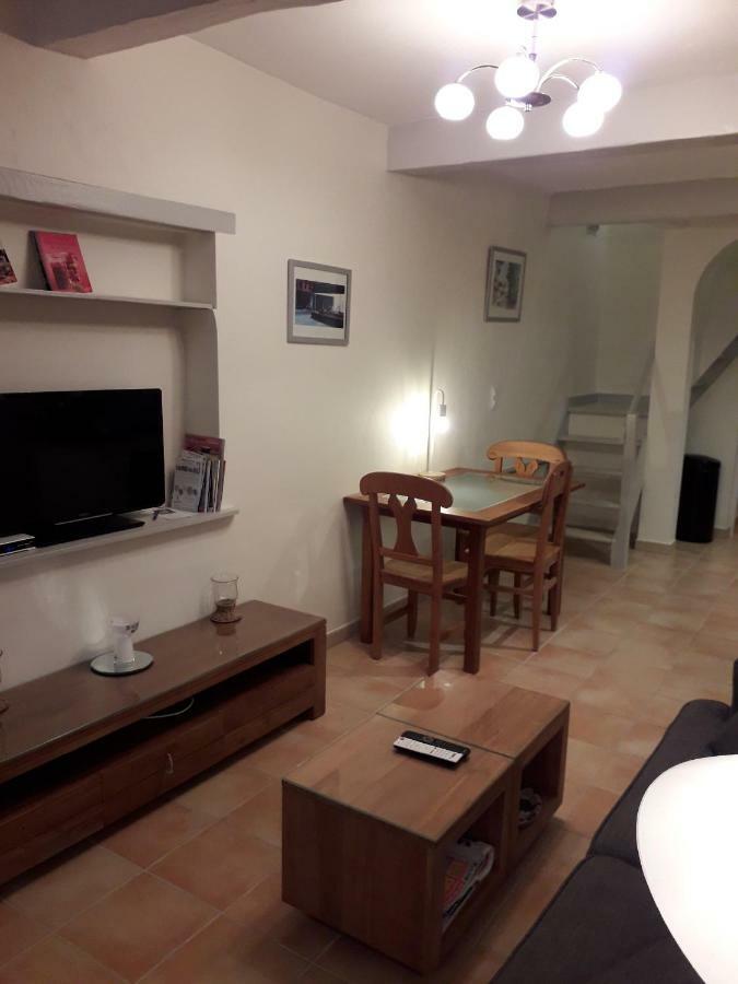 Maison De Village Bagnols-en-Forêt 外观 照片